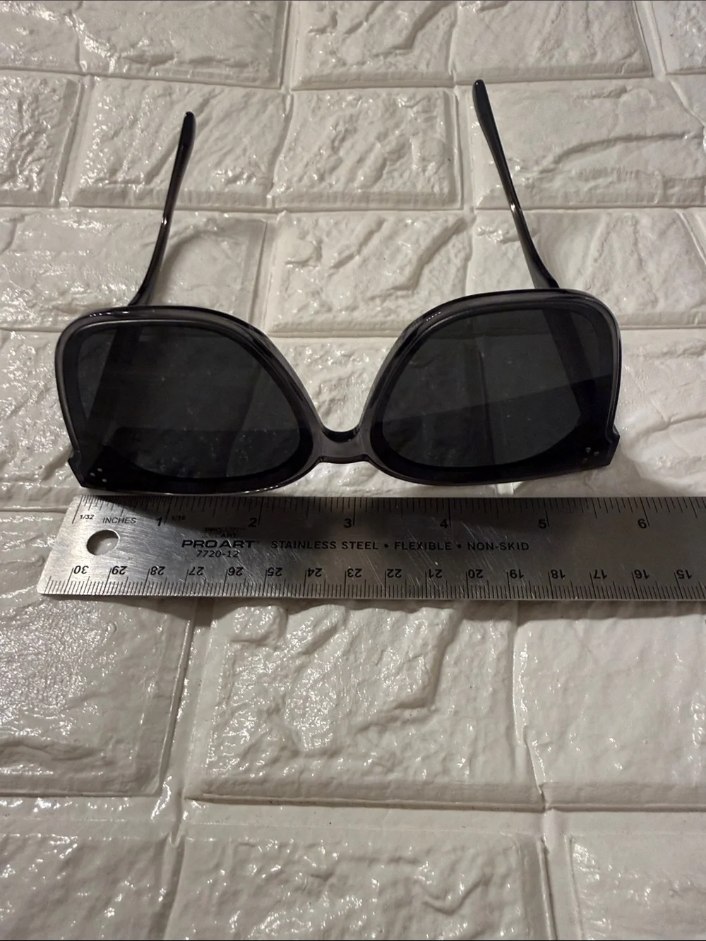Gentle Monster Her Flatba Sunglasses